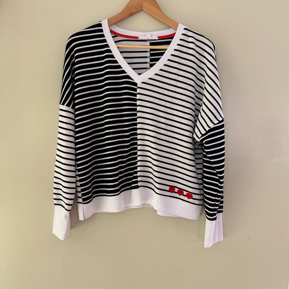 Jane and Delancey Black and White Relaxed Sweatshirt
